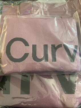 Curves Double-Handle Tote Bag in Rose